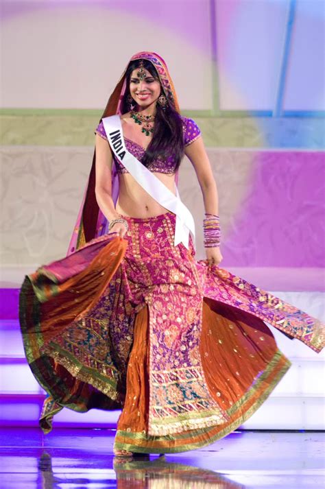 Neha Kapur At Miss Universe 2006 Indianmagic Image 26