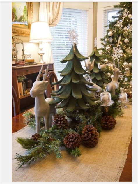 Woodland Christmas Tablescape | Beautiful christmas, Christmas table