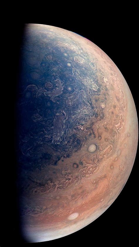 Jupiter Planet As Seen By Nasas Juno Spacecraft Iphone Wallpapers Free