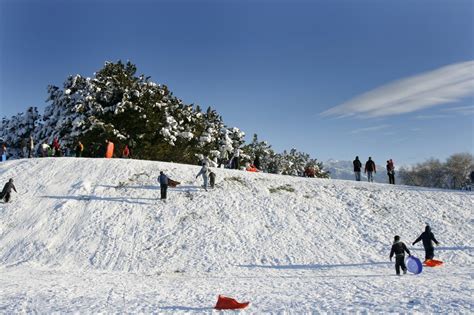 The Best Sledding Hills In Indy