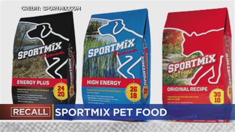 Several pet food products have been recalled after 28 dogs died, the u.s. Pet food recalled after deaths of at least 28 dogs
