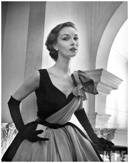 Nina Leen Photography ~ 1951 New York Vogue Vintage Glamour Vintage