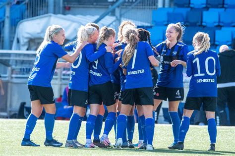 In jüngerer zeit wird es überwiegend vom fussballverin køge bk genutzt. HB Køge møder Fremad Amager i Sydbank Kvindepokalen - HB Køge