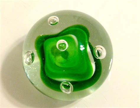 Abstract Green 5 Bubble Art Glass Paperweight Bullicante Etsy Glass Paperweights Glass Art