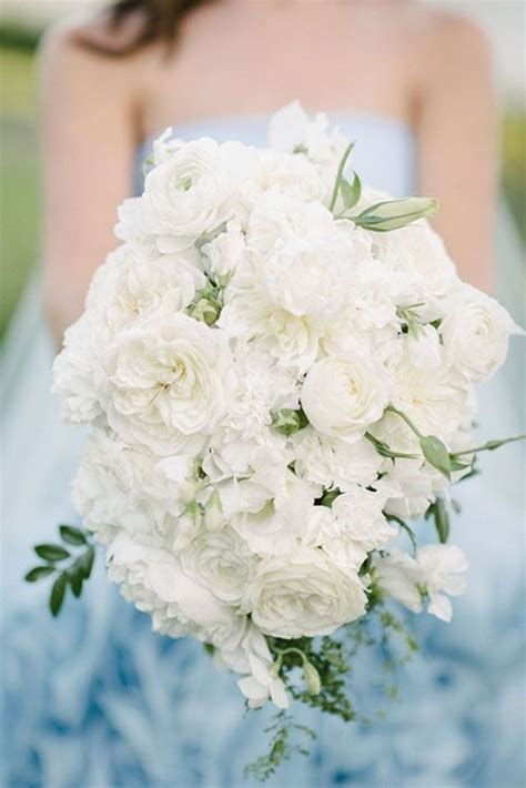 Beautiful Carnation Bouquets For Your Wedding