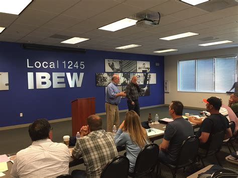 Nearly 200 Stewards Attend Public Sector/Private Sector and