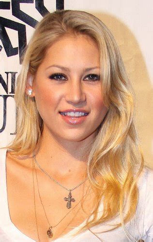 Anna Kournikova Hairstyle Celebrity Hair Cuts