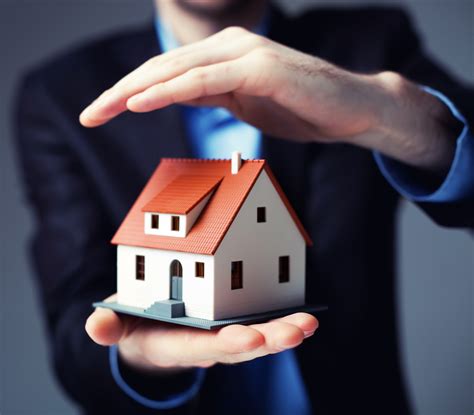Know the pros & cons when choosing an insurer. Does Homeowners Insurance Cover a Burglar | EMC Security