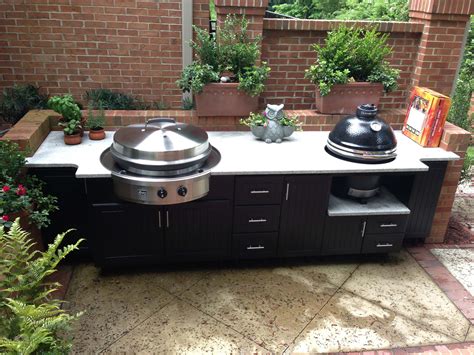 When installing and designing an outdoor kitchen the bbq is one of the most important choices. Best Outdoor Kitchen Cabinets Ideas for Your Home ...