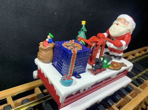 Lgb 21010 Christmas Santa Hand Car In Box Moves Up And Down Around The