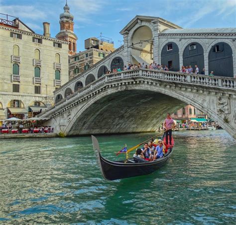 30 Photos To Convince You To Add Venice Italy To Your Travel List