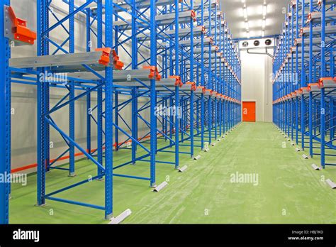 Cold Storage Warehouse Hi Res Stock Photography And Images Alamy