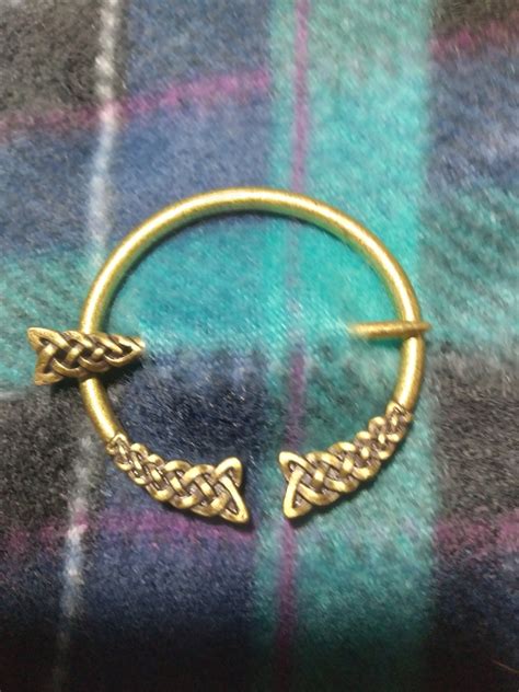 Celtic Knot Cloak Pin 2 Penannular Brooch Antique Brass Etsy