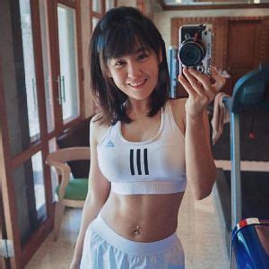 หรือว่าบูม (บูมแฟนเก่าพิมฐา)จะ move on กับสาวน้อยน่ารักเสียงดีคนนี้??? หวานๆ แบบธรรมชาติ! ส่องสไตล์การถ่ายรูปคู่รักของ "พิมฐา+บูม ...