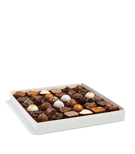 Läderach Chocolatier Suisse Classic 36 piece Praline Chocolate Box