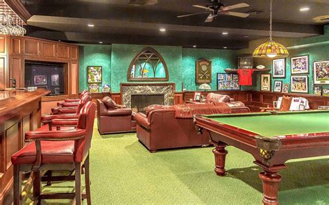 Chic And Sophisticated Billiard Basement Room Luxury Property Luxury