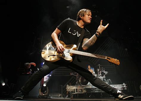 Tom DeLonge sees a future for him and estranged blink-182 - The San ...