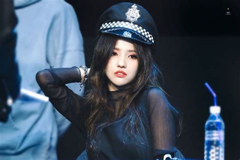 Jeon Soyeon Pics Soyeonsarchive Twitter Fashion Hot Sex Picture