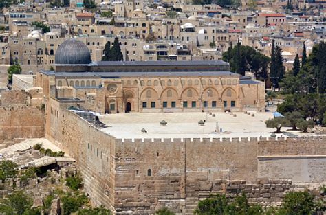 The al aqsa mosque compound is the third holiest site in islam. Al Aqsa Mosque On Temple Mount In Jerusalem Israel Stock Photo - Download Image Now - iStock