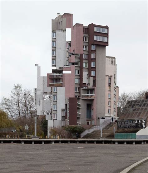 These Examples Of Surrealist Architecture Will Make You Feel Dizzy