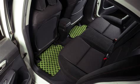 These car floor mats are made from thermoplastic elastomers. JDM Checkered Car Mats