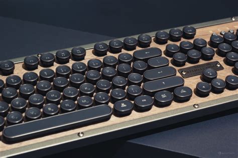 Azio Elwood Retro Classic Vintage Style Mechanical Keyboard Absolute