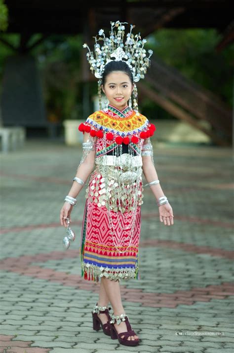 Rumah Tradisional Malaysia Pakaian Tradisional Kaum Iban Sarawak My