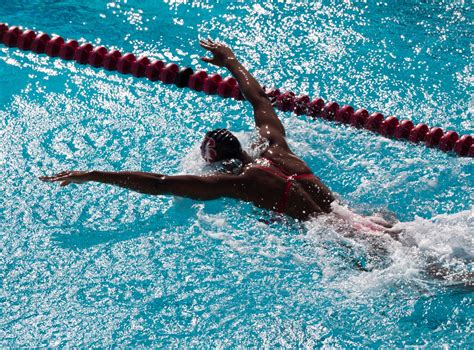 Simone Manuel Stanford Swim Team Win First Championship Title In 19