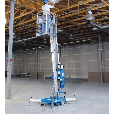 Genie Dc Aerial Work Platform With Sliding Mid Rail Entry — 24ft 10in