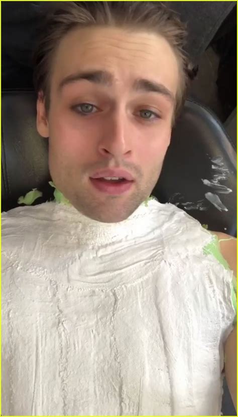 Photo Douglas Booth Goes Shirtless For Body Cast Session Photo