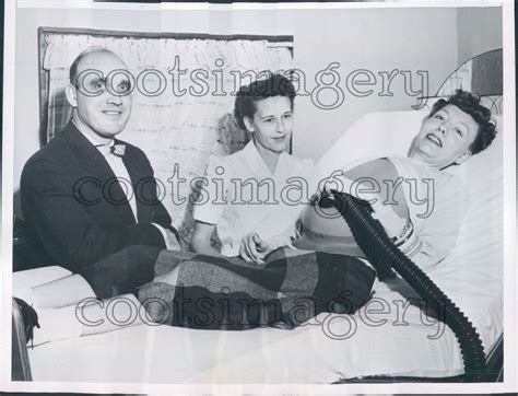 1955 Polio Stricken Woman With Chest Respirator Edinburg Illinois Press
