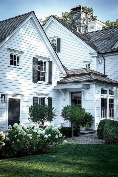 35 Modern Farmhouse Exteriors Ideas And Tips Relentless Home Modern