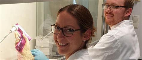 Karen vousden we would like to welcome you to the 11th mildred scheel lectureship accompanied by a surrounding program for young cancer researchers. Identifizierung neuer Antikörper gegen Myelomzellen durch ...