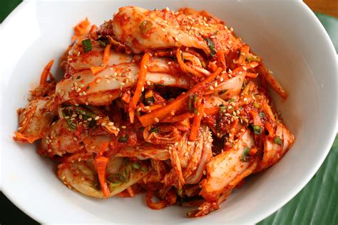 Korean food photo: Fresh kimchi with barley rice for my lunch
