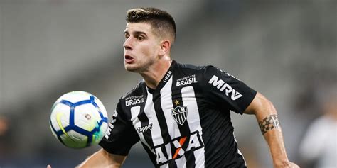 ˈklubi aˈtlɛtʃiku miˈneɾu), commonly known as atlético mineiro or atlético, and colloquially as galo (pronounced , rooster), is a professional football club based in the city of belo horizonte, capital city of the brazilian state of minas gerais. Atlético Mineiro quiere comprar a Andrade | La Página ...