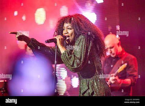 Beverley Knight Sings Onstage At A Corporate Event Stock Photo Alamy