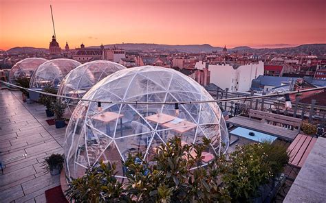 Tip top group (apartment), budapest (hungary) deals. Enjoy a Drink in a Rooftop Igloo at This Bar in Budapest ...