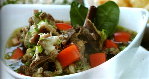 In indonesia, roti canai is also called roti cane, roti konde or roti maryam, and is usually served with kari kambing (mutton curry). Resep Sop kambing Kuah Bening