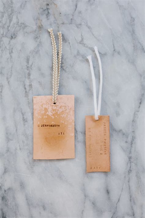 Diy Luggage Tags Of Leather And Fabric Shelterness