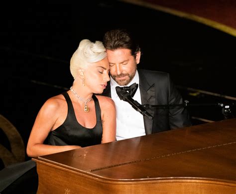 Lady Gaga Y Bradley Cooper Dejan Una Actuación Para La Historia De Los