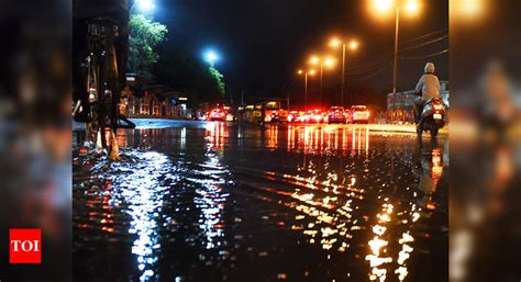 Expect Flooded Delhi Roads Again This Monsoon Delhi News Times Of India