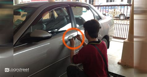 Gambar di atas menunjukkan parts yang ada pada sebuah kunci kereta. Hilang Dua-dua Kunci Kereta, Ini Apa Yang Korang Perlu Buat