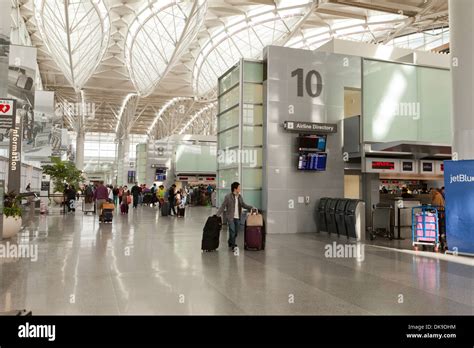 San Francisco International Airport Sfo Terminal Interior San
