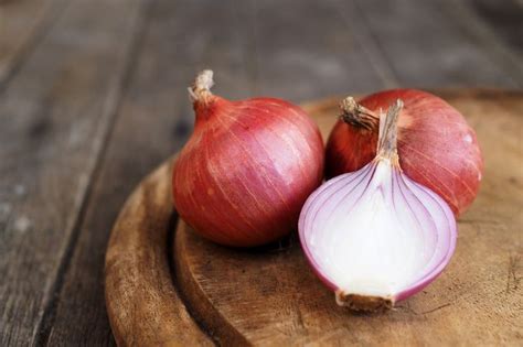 25 Great Health Benefits Of Onion History Nutrition Facts And Side