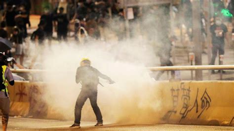 Hong Kong Police Use Tear Gas Water Cannons To Disperse Demonstrators Fox News Video