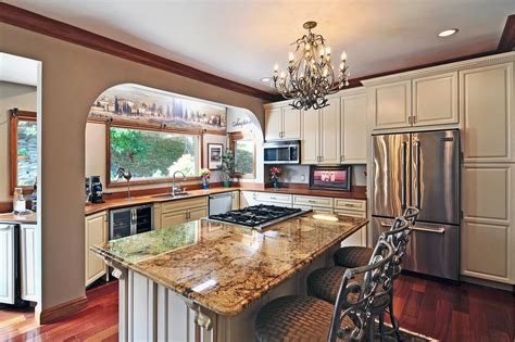 Luxurious Kitchens Traditional Kitchen St Louis By Robb