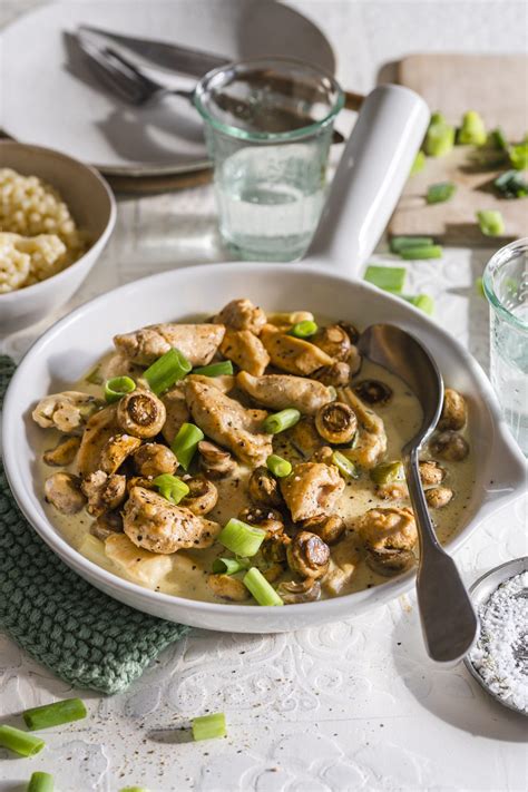 H Hnchen Geschnetzeltes Mit Champignons Und Frischk Se Ein Rezept Aus