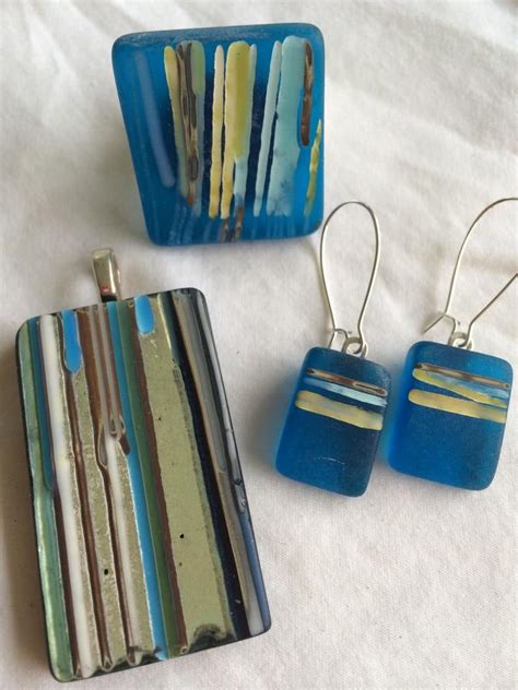 Pin By Jill Chaffee On Fused Glass Jewelry Fused Glass Jewelry Glass Jewelry Dichroic Glass