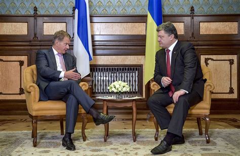 Putin Poroshenko Are In Regular Contact Says Finnish Leader Wsj
