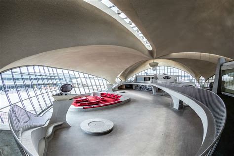 Cosmic Twa Hotel Designed By Legendary Eero Saarinen